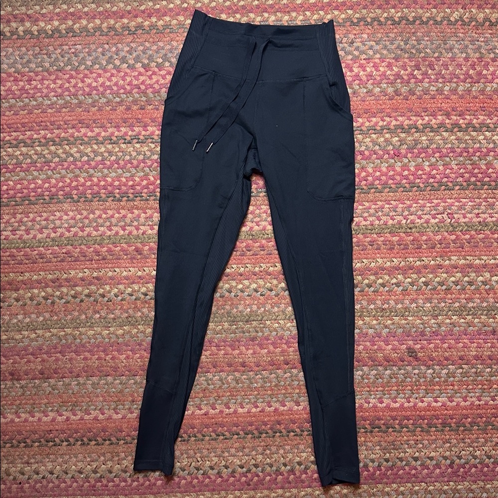 GLYDER BLACK RIBBED STREET LEGGINGS